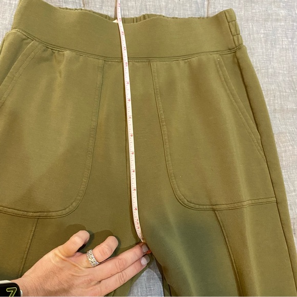 Fabletics slim joggers - Picture 5 of 10